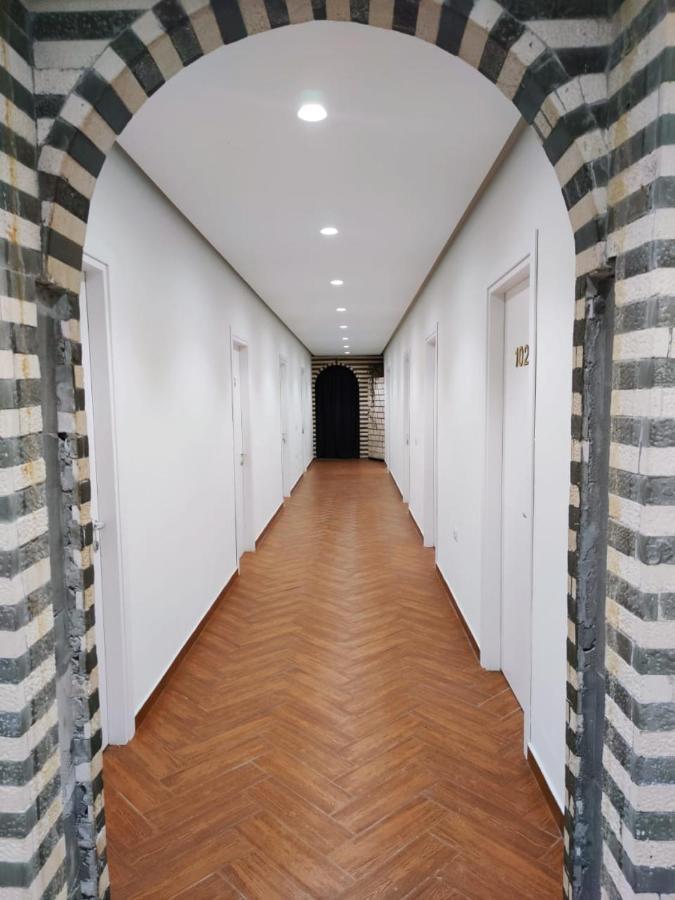 Kavalona Park Hotel Vlore Exterior photo